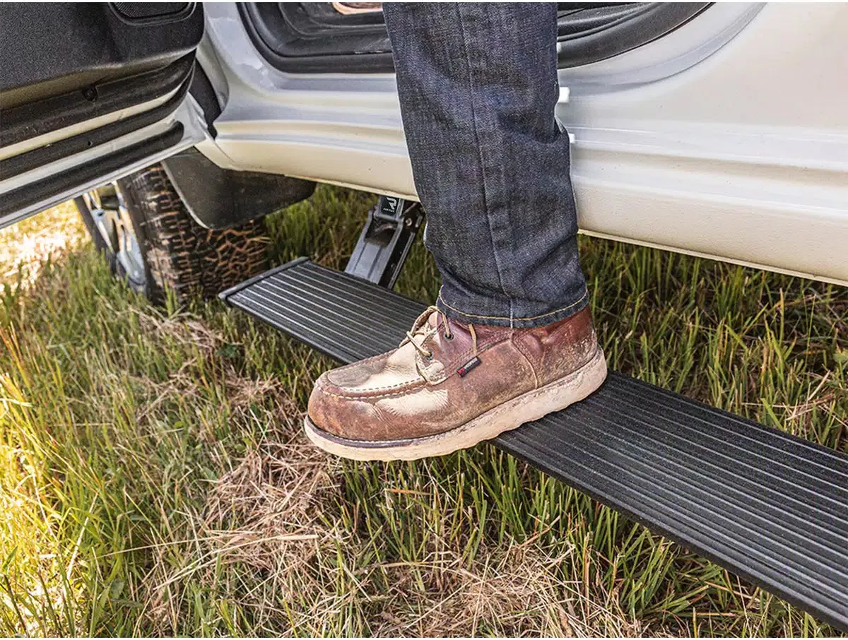 1522 Colorado/Canyon Powerstep Plug N Play System Includes OEM Style Illumination product image