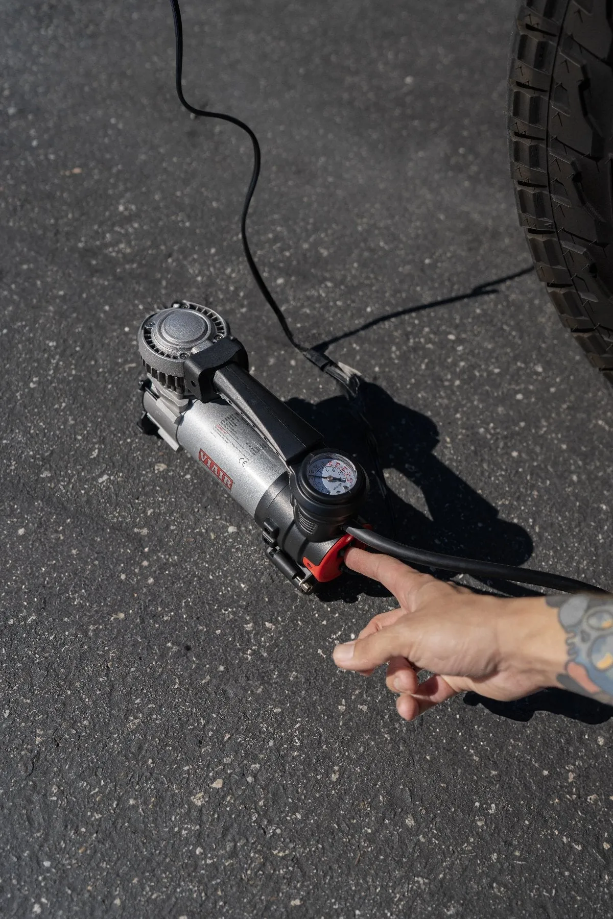 88p Portable Compressor Kit (Sport Compact Series 12v ce 100 PSI For up to 3 product image