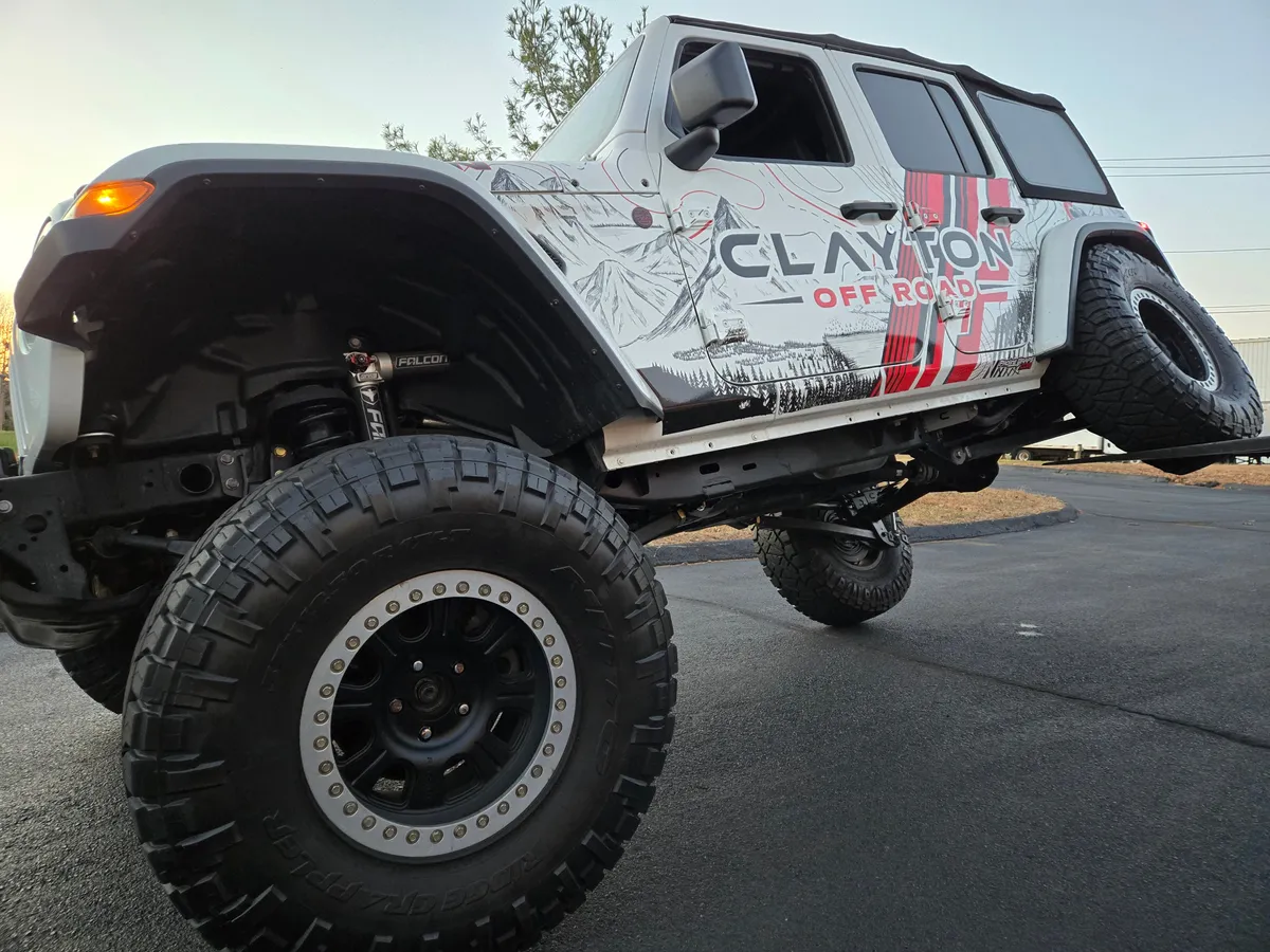 JL 4dr: Falcon SP2 3.3 Fast Adjust Piggyback Shock Kit (2-4.5” Lift) product image