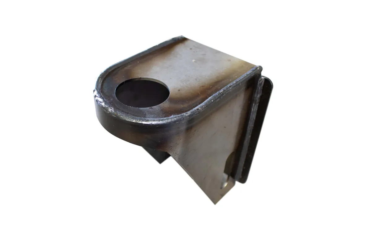Rust Buster 1999-2013 Chevy/GMC Silverado/Sierra 1500/2500 Rear Cab Mount RB7326 product image