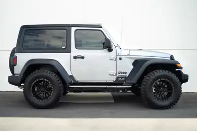 DV8 Offroad DV8 Jeep Wrangler JL 2-Door | Rock Skins