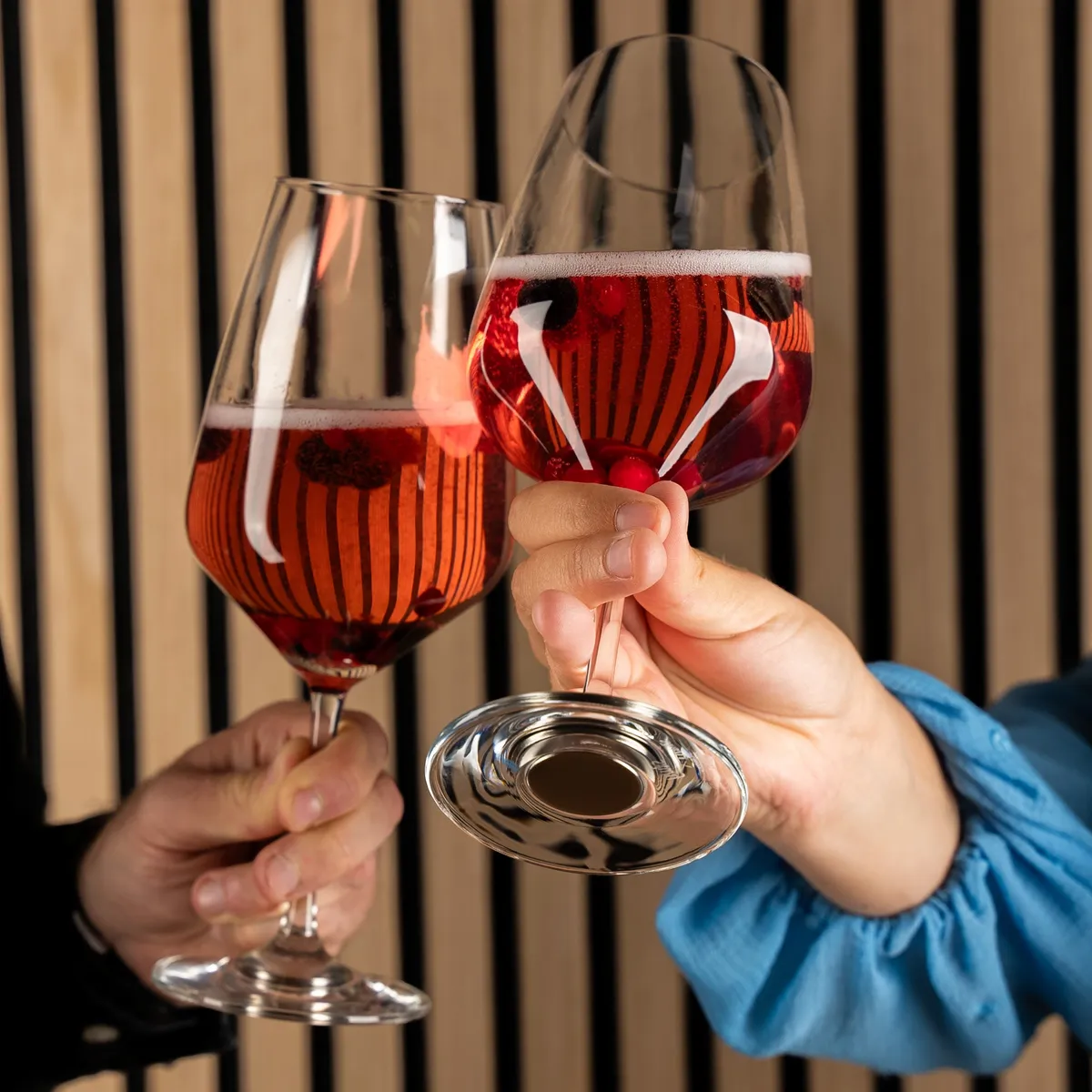 Magnetic crystal glasses WINE product image