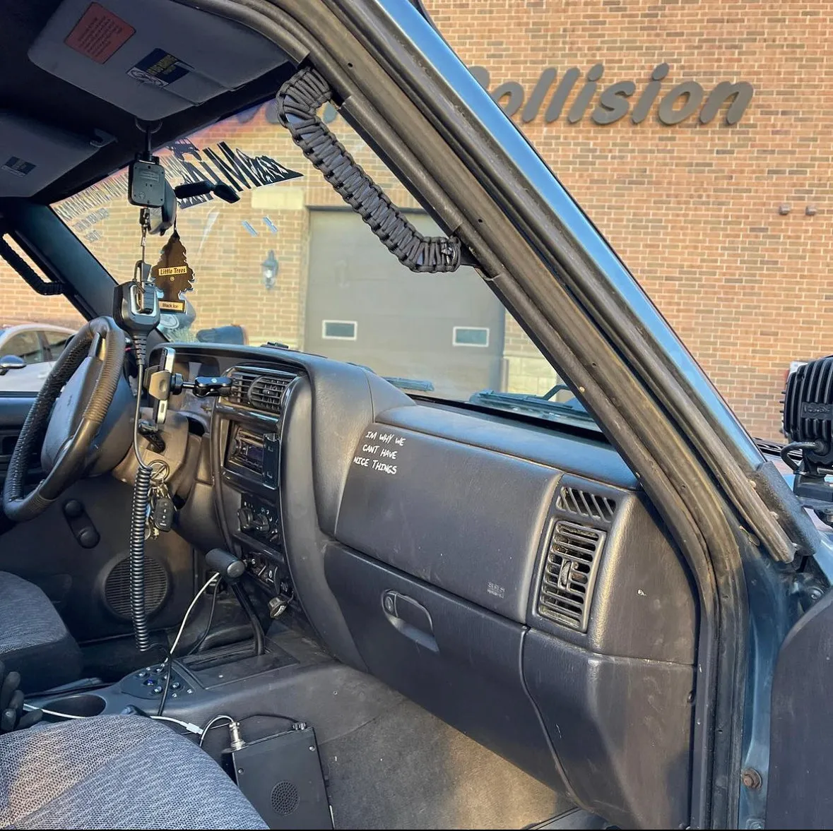 A Pillar Grab Handle Kit for Jeep XJ Cherokee product image