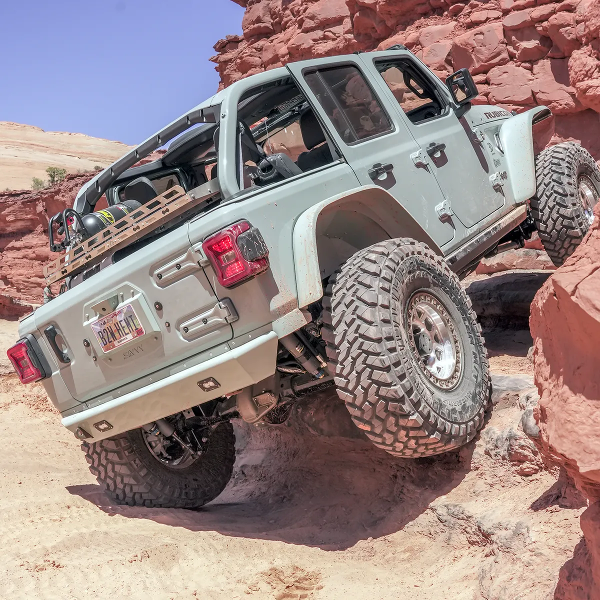 18c Wrangler Corner Trim Guard Kit Raw product image