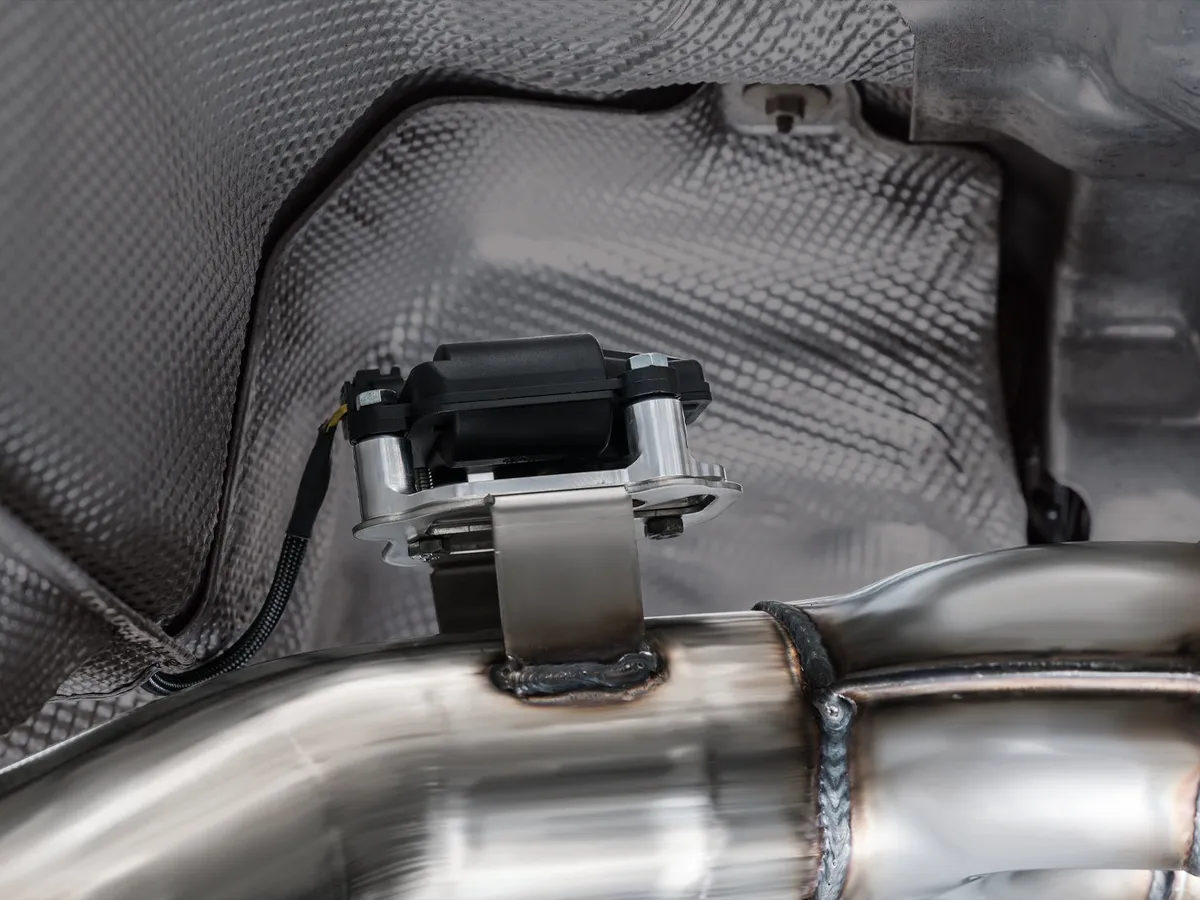 AWE SwitchPath™ Exhaust for BMW G87 M2 - Chrome Silver Tips product image
