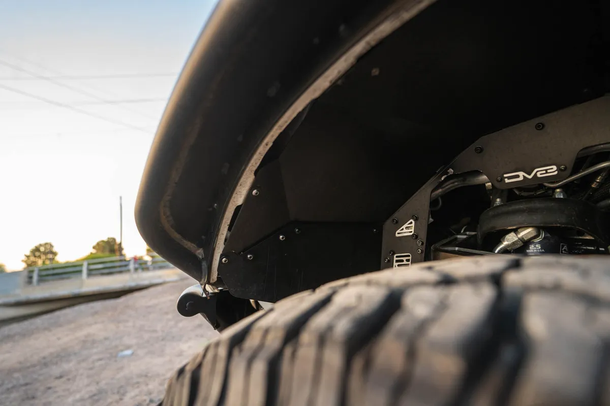 DV8 2021-2025 Ford Bronco Front Inner Fenders - INFEND-08FB product image