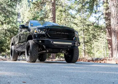 Body Armor Ambush Series Front Bumper; 3/16 And 1/4 in. Roll Steel; Non Winch; 30 in. Dual Row/4 Cube Style LED Light Mount; Black; Steel;