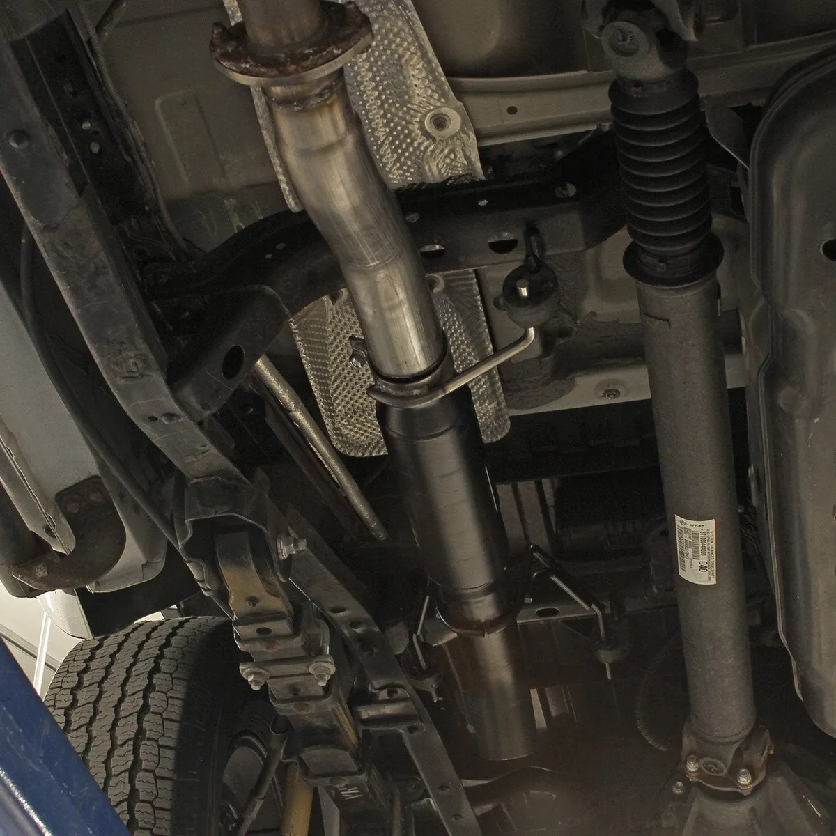 '16-23 Toyota Tacoma Flowmaster Outlaw Extreme Cat-Back Exhaust System product image