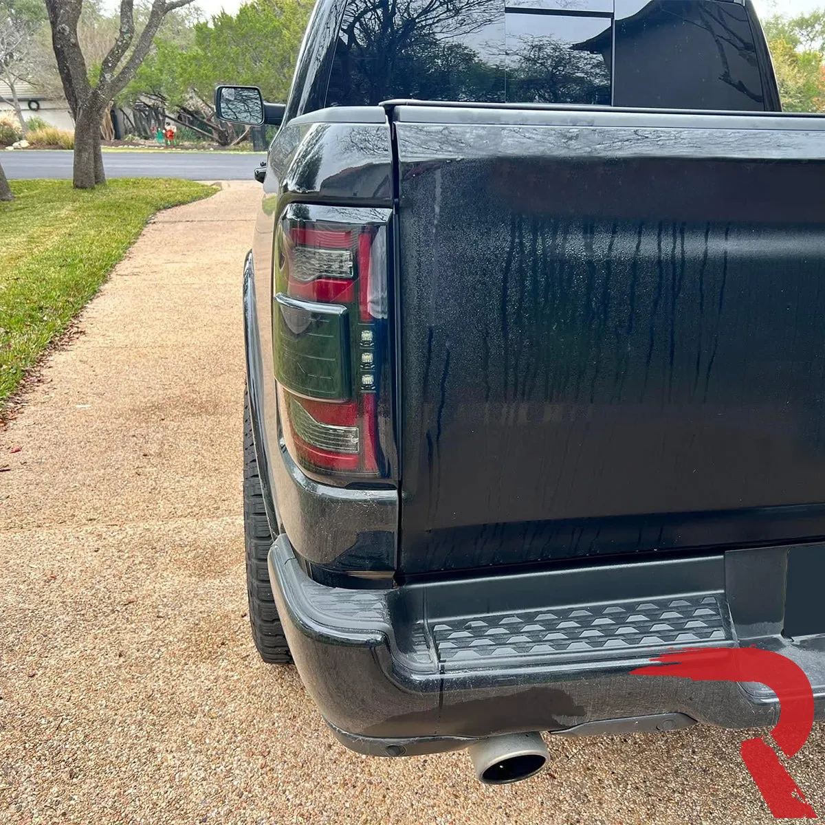 Dodge 19-20 RAM 1500 And 20-21 RAM 25003500 Oled Tail Lights Replaces Factory OEM LED Tail Lights - Smoked Lens product image