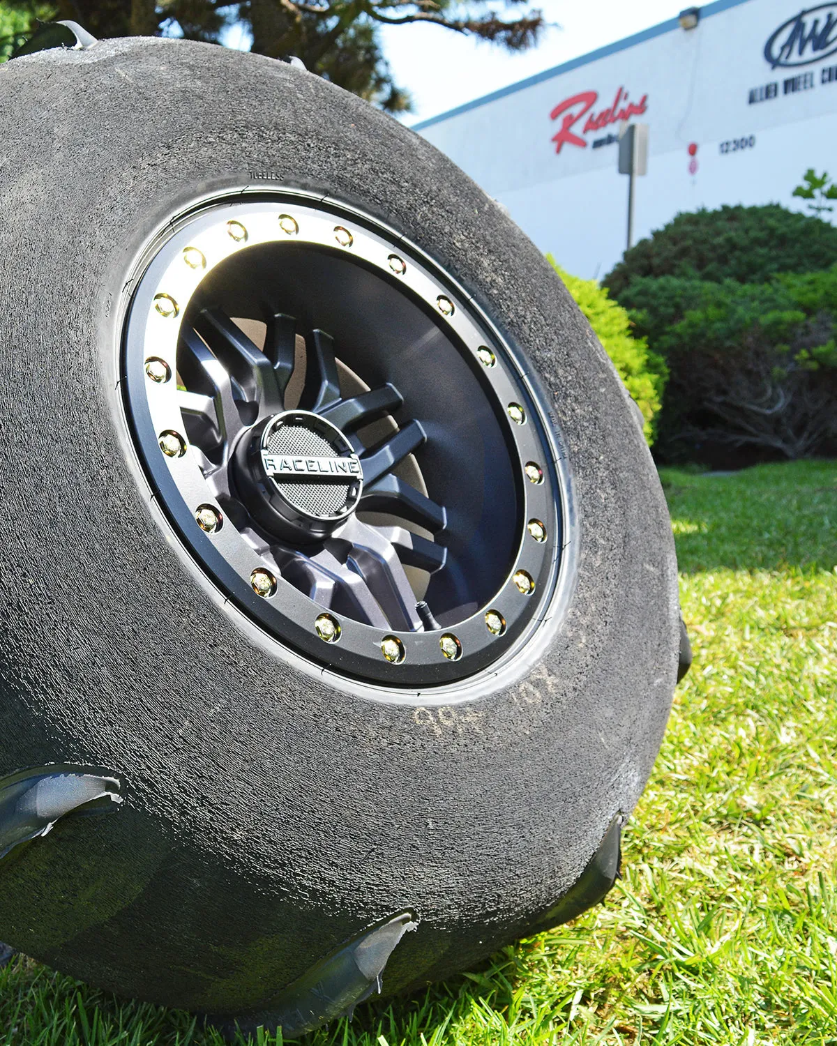 Aluminum Wheels 15x7 Ryno Beadlock UTV A91G Matte Dark Gunmetal Grey 10 Offset 4 on 137 Bolt Pattern 113.9 Bore Raceline product image