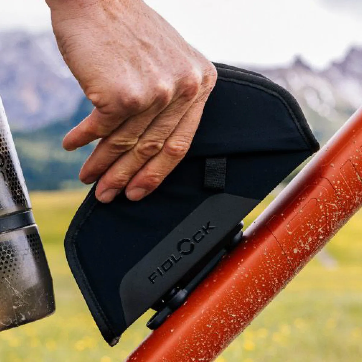 Magnet Bag Fidlock Twist Essential Bag Black Incl. Bike Base product image