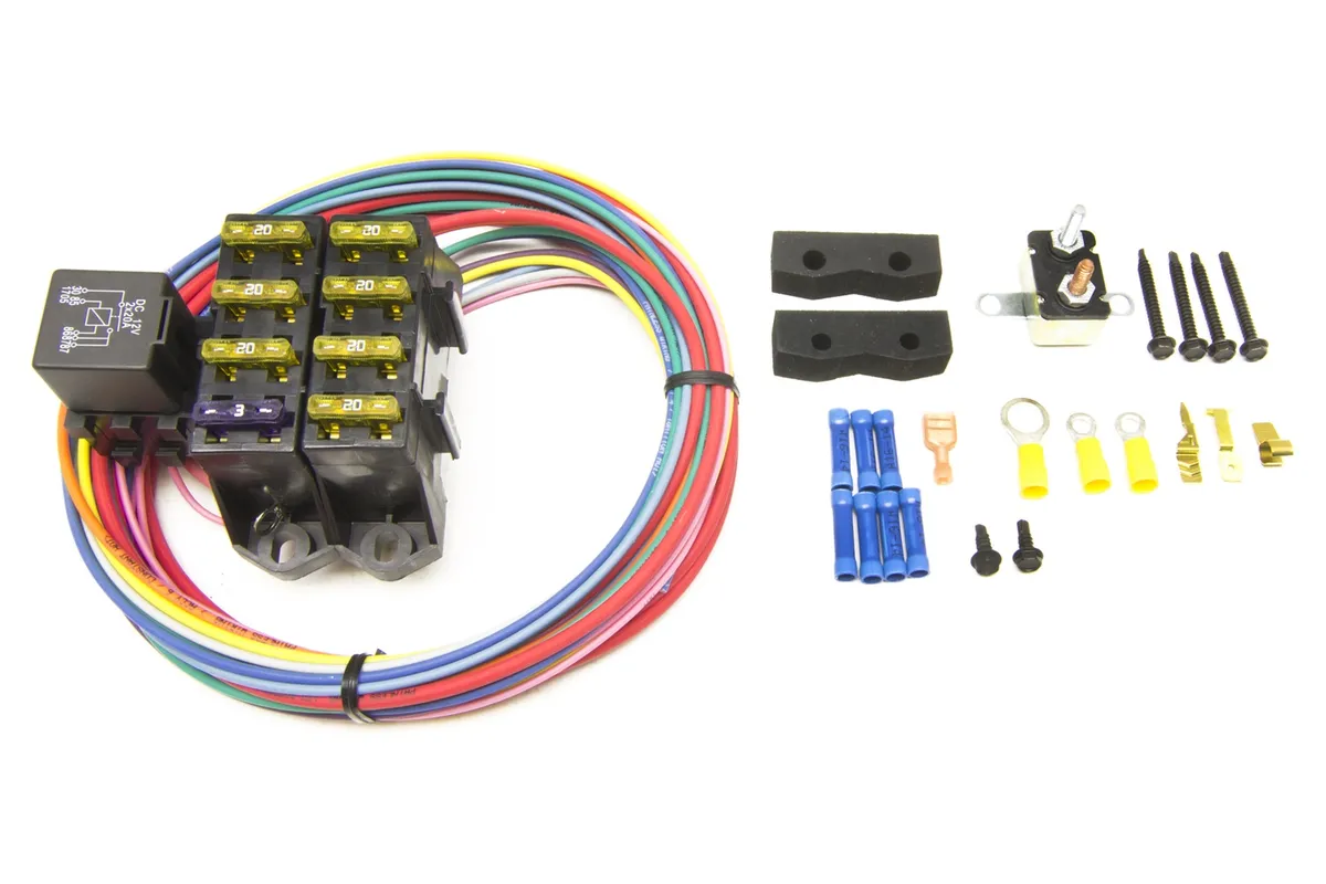 7-Circuit Auxiliary Fuse Block; 3 Constant-Hot/4 Ignition-Hot Circuits; Uses One 40 Amp Relay; product image
