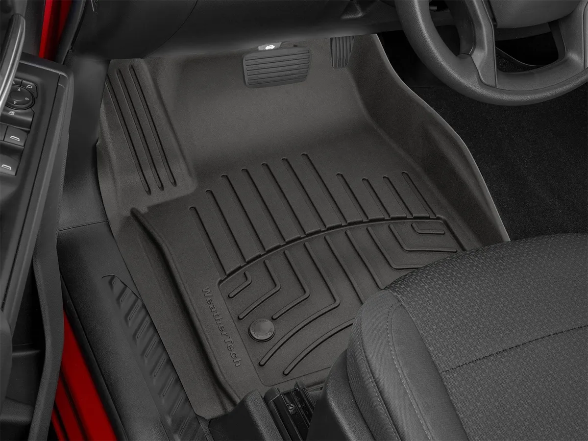 2019 + Silverado 1500 Chevrolet Front 3D Floor Mats Black product image