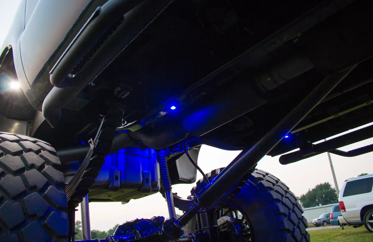 ColorSMART 8-LED Glow Pod BLACK Kit - Smartphone Controlled with Brain Box IP68 12V with All Hardware product image