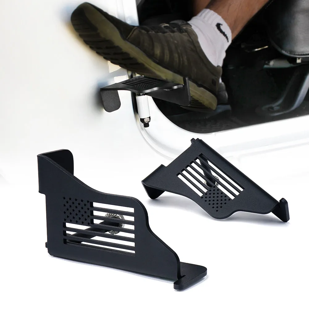 Xprite black steel foot pegs with U.S. flag design mounted on Jeep Wrangler JK door hinge pins for doorless driving