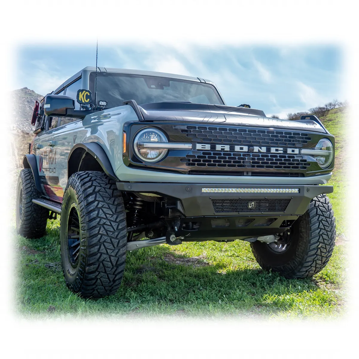 2021+ Ford Bronco Hyperlyte Front Bumper & Skid Plate product image