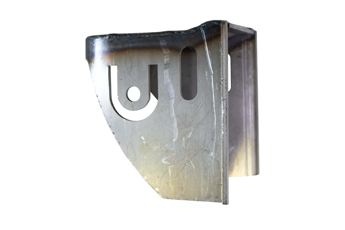 Rust Buster 2011-2018 Chevy Silverado 2500hd And 3500hd Gmc Sierra 2500hd And 3500hd Center Cab Mount Right Side Rb7832r product image