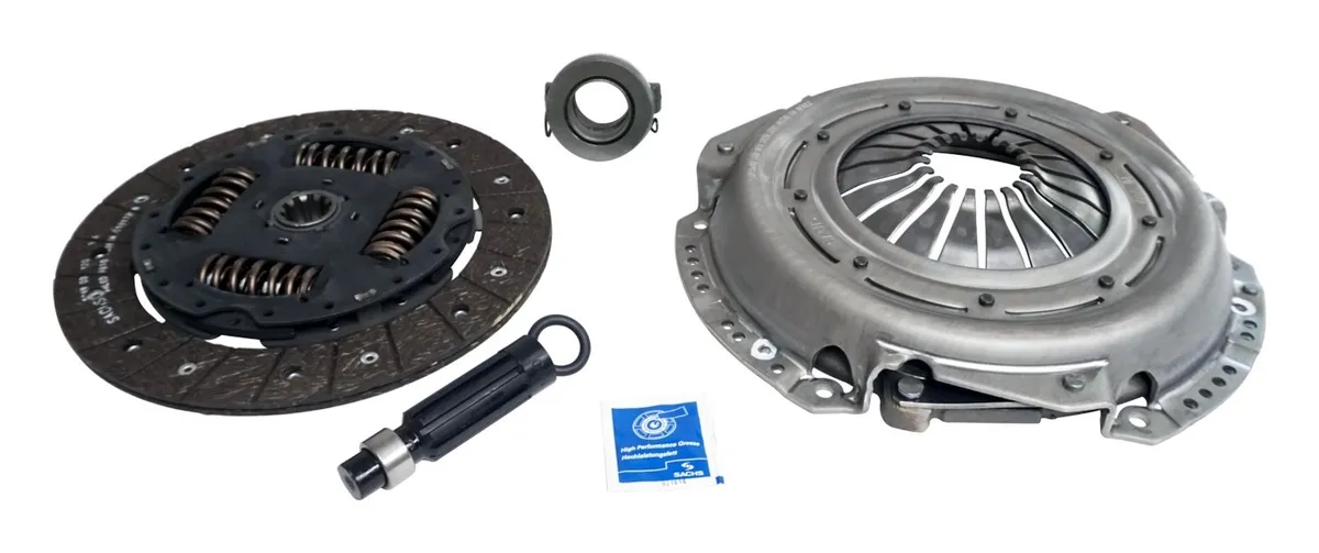 Clutch Kit; Clutch Kit; Incl. Disc/Pressure Plate/Clutch Release Bearing; product image