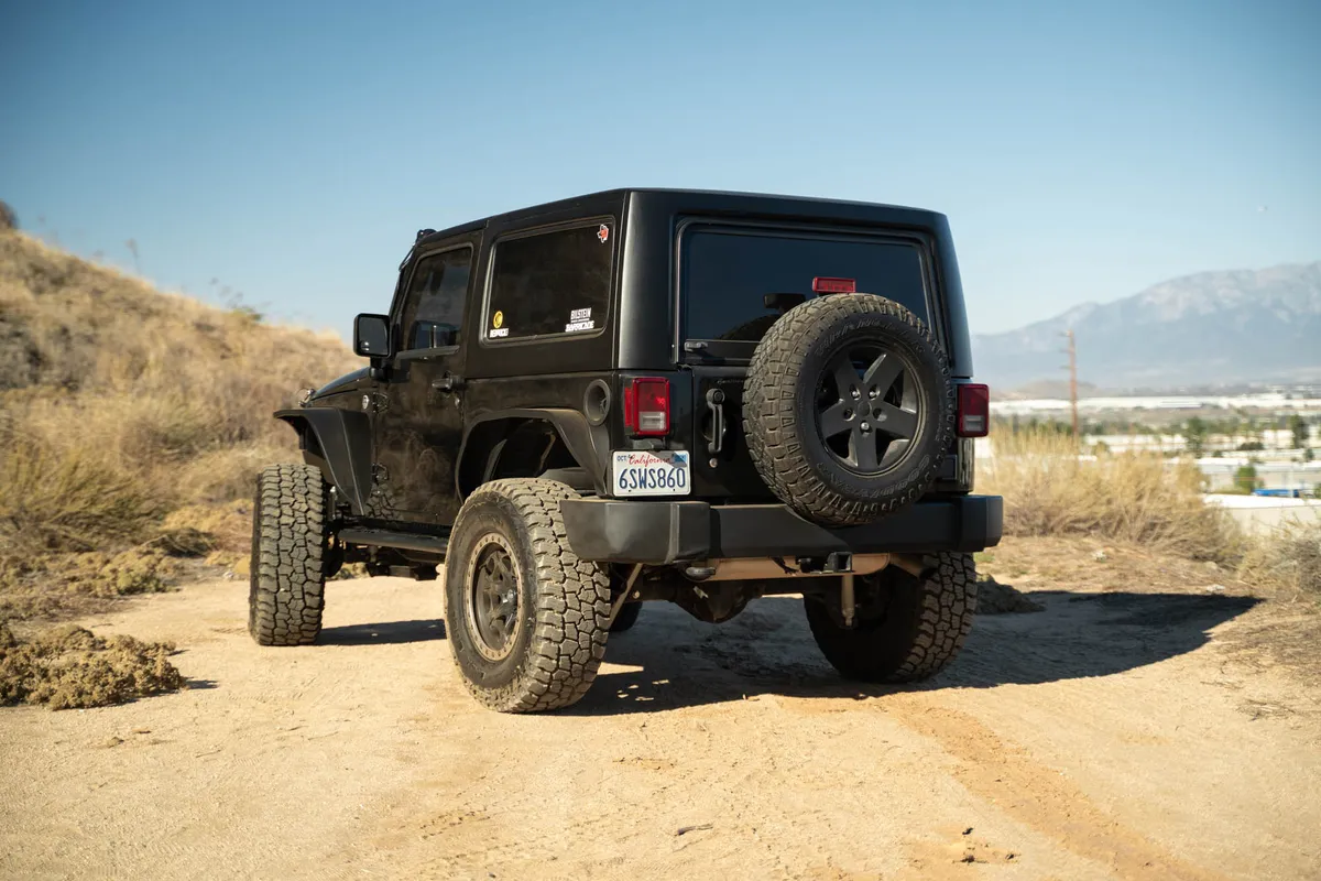 2007-2018 2-Door Jeep Wrangler JK | OE Plus Side Steps product image