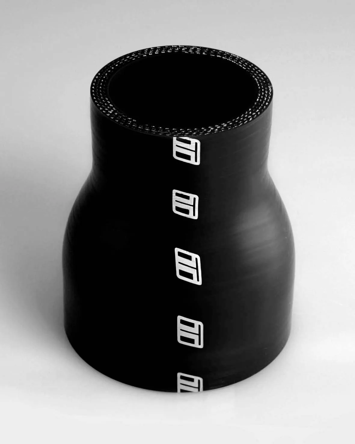 TurboSmart USA Hose Reducer 3.00-3.25 - Black Automotive type Universal