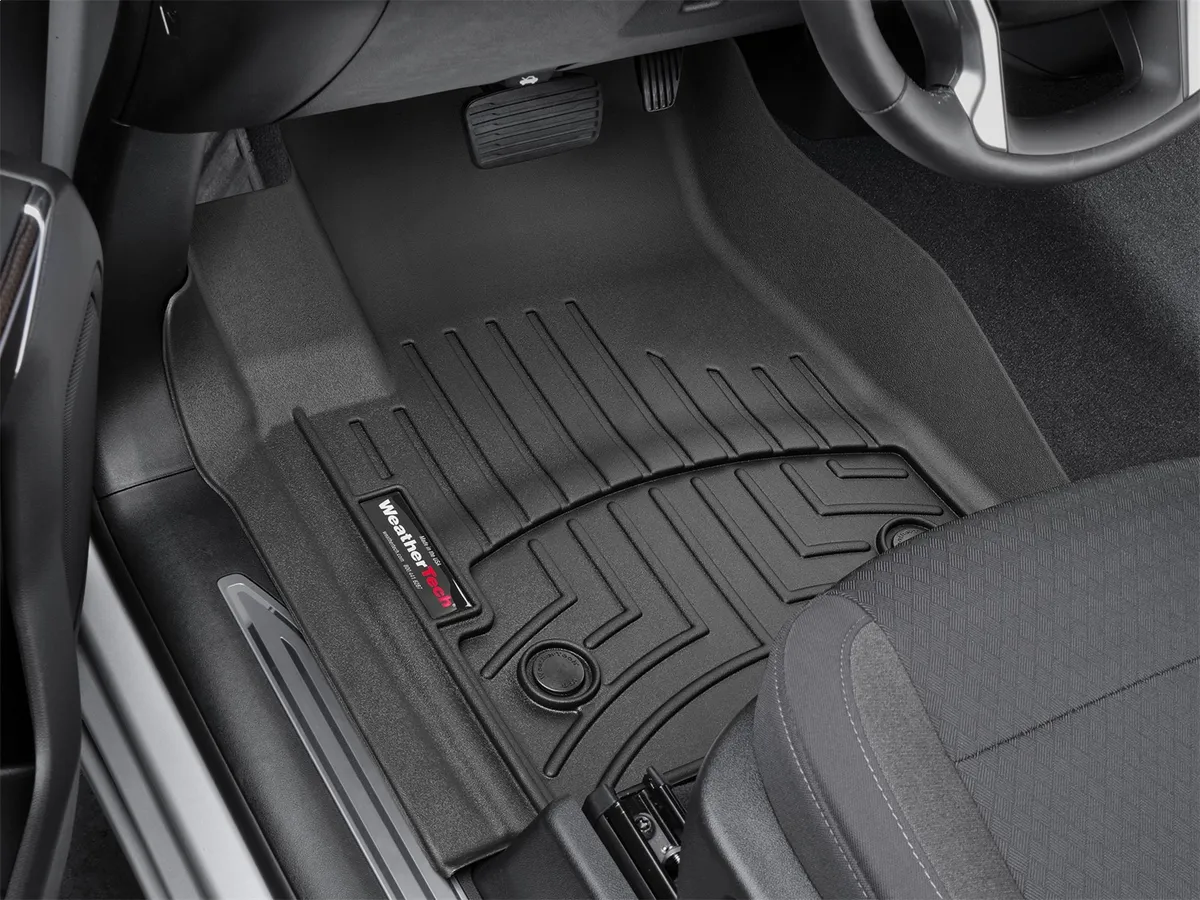 Black Front FloorLiner Silverado 1500 2019 + Crew Cab product image