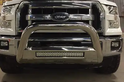 TrailFX 3.5' Bull Bar w. Light op
