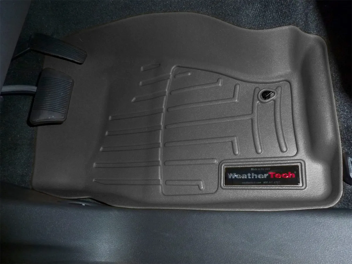 10-12 Jeep Liberty Front Floor Liners Black product image
