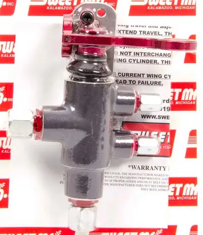 Sweet Manufacturing Wing Valve Sprint Car