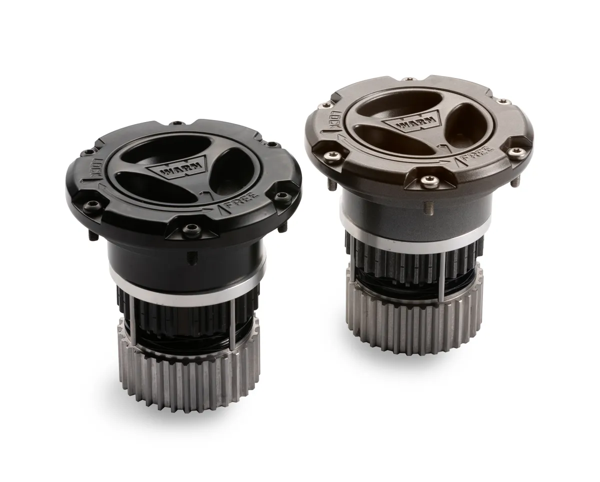 WARN - 3 Piece Design; 35 Spline; 6 Bolt Count; Black Finish; IP68 Sealed; Chrome Molly Gears; Short Throw Engagement; Stainless Steel Hardware; Set Of 2 product image