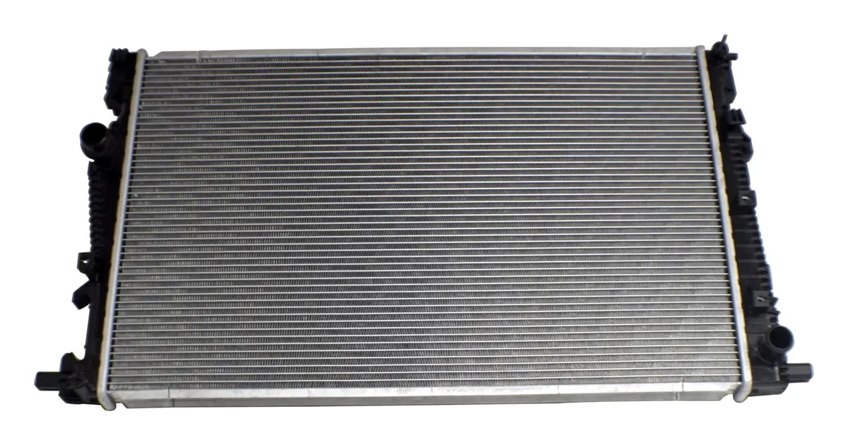 Crown Automotive Jeep Replacement 68229290AC Radiator for Select Jeep 14-18 KL Cherokee w/ 2.4L, 3.2L, 2.0L Dsl., 2.2L Dsl. product image