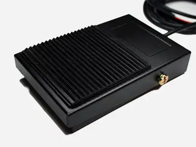 Monit Foot reset switch