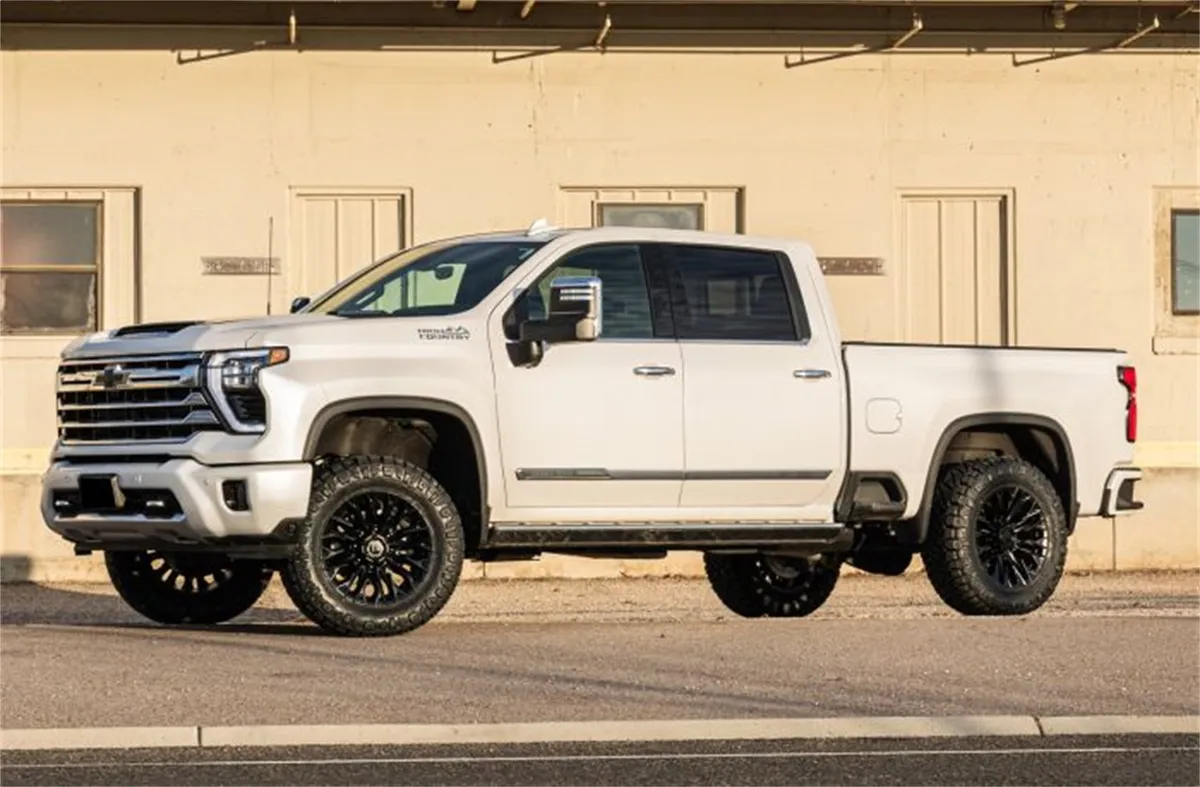 2020c Chevrolet/Gmc 2500/3500hd RWD 4WD 2in Front Leveling Kit (Forged Torsion product image