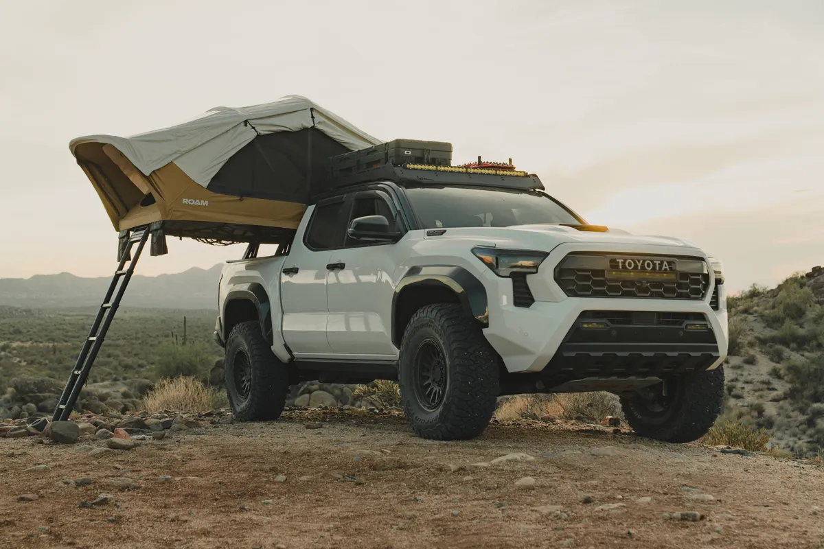 Vagabond 2.0 Standard Rooftop Tent Sand product image