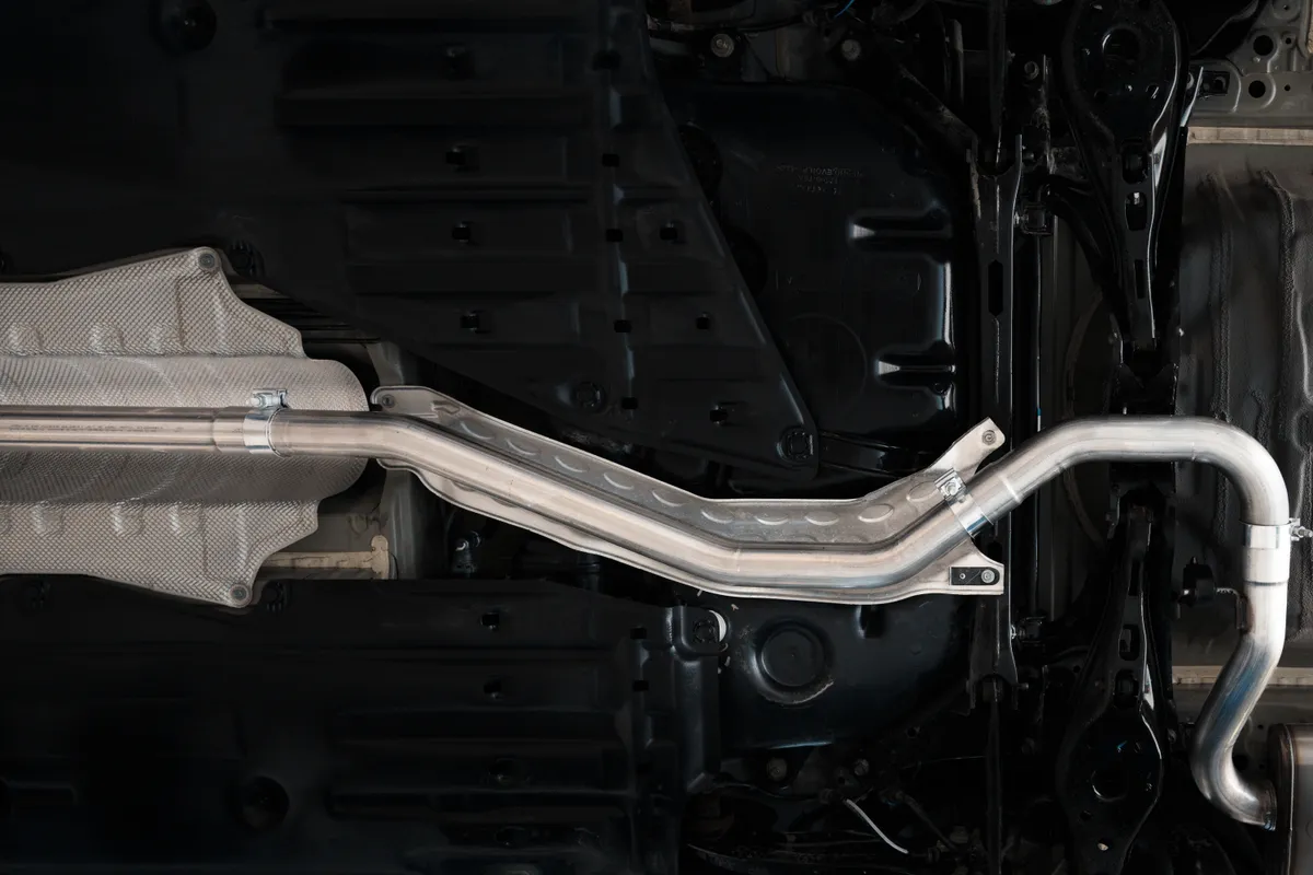 MBRP Exhaust Armor Lite Cat Back Exhaust System; 2.5 in. Tubing; Single Rear Exit; Aluminized Steel; 4.5 in. OD Polished Tip;