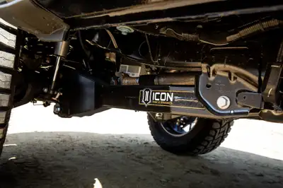ICON Vehicle Dynamics ICON 2023-2026 Ford F-250/F-350/F-450 Super Duty 4WD, Radius Arm System, 2-5.5" Lift