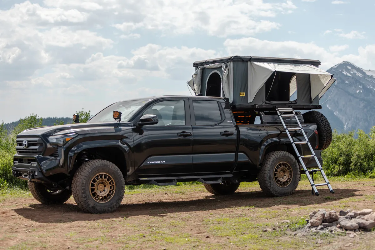 Smittybilt Angular Drop Steps - Textured Black (24+ Toyota Tacoma)