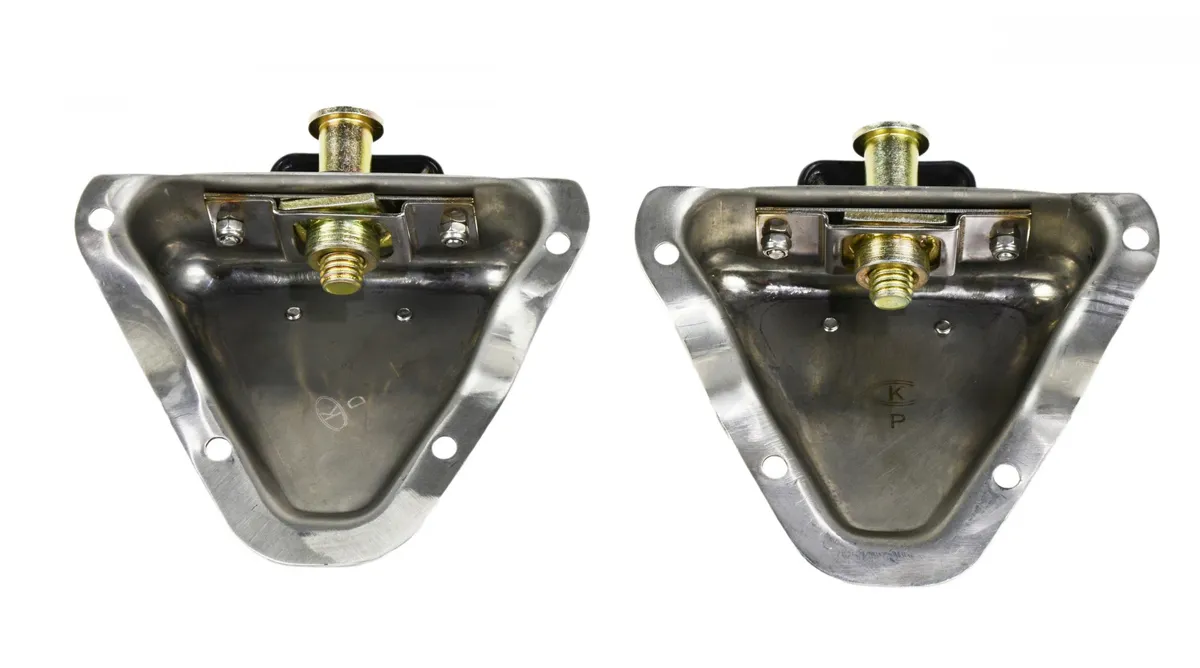 Jeep CJ/YJ Interior Door Latch Brackets Pair 81-95 CJ and Wrangler YJ Polished Silver Kentrol product image