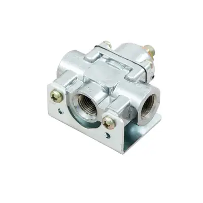 Specialty Products Company / SPC Performance Fuel Regulator Low Pres sure 1 - 4 PSI 3/8in NPT