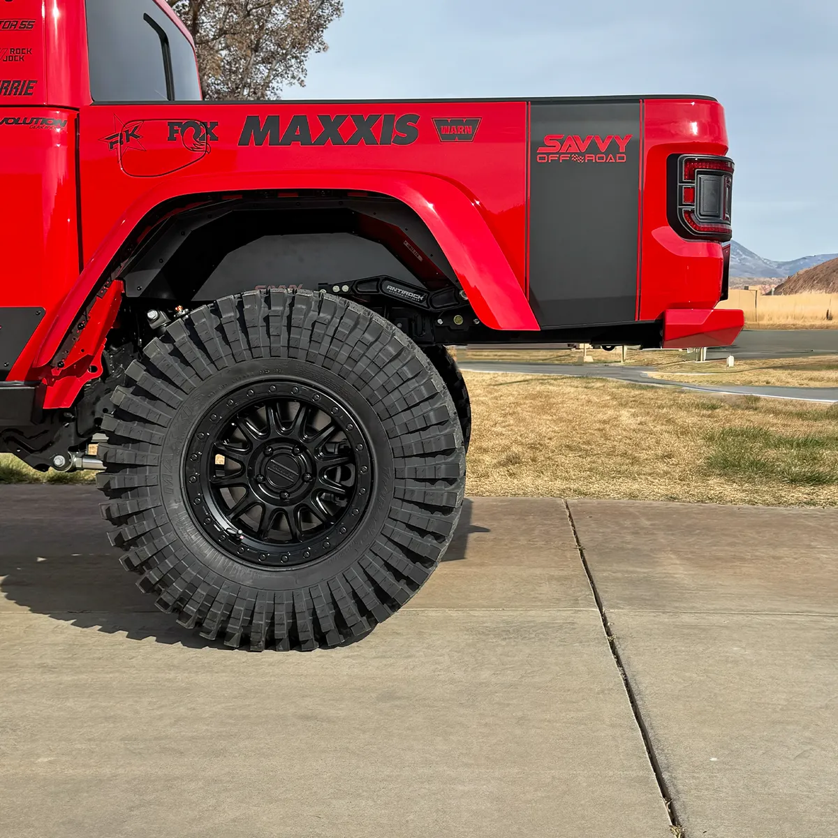 20c Gladiator Legacy Rear High Clearance Bumper Kit Raw product image