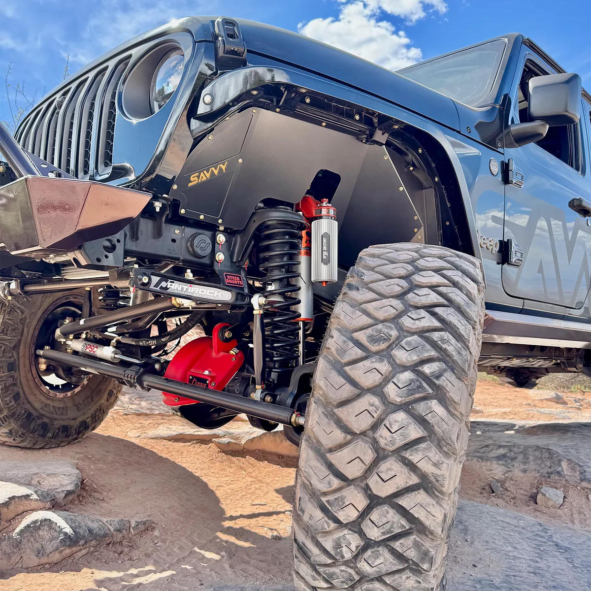 18c Wrangler/20c Gladiator Front Inner Fender Liner Raw product image