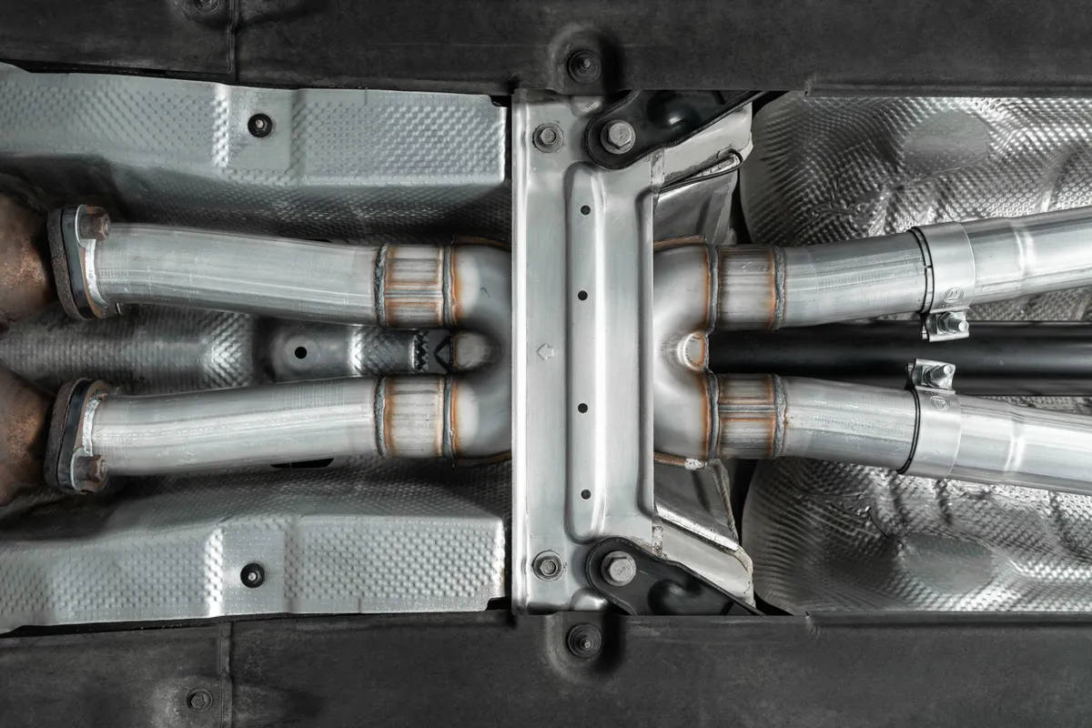 Armor Lite Cat Back Exhaust System; 2.5 in.; Incl. Front Pipe/Mid Pipes/Mufflers/Hardware; w/o Tips; Dual Rear Exit; Aluminized; product image