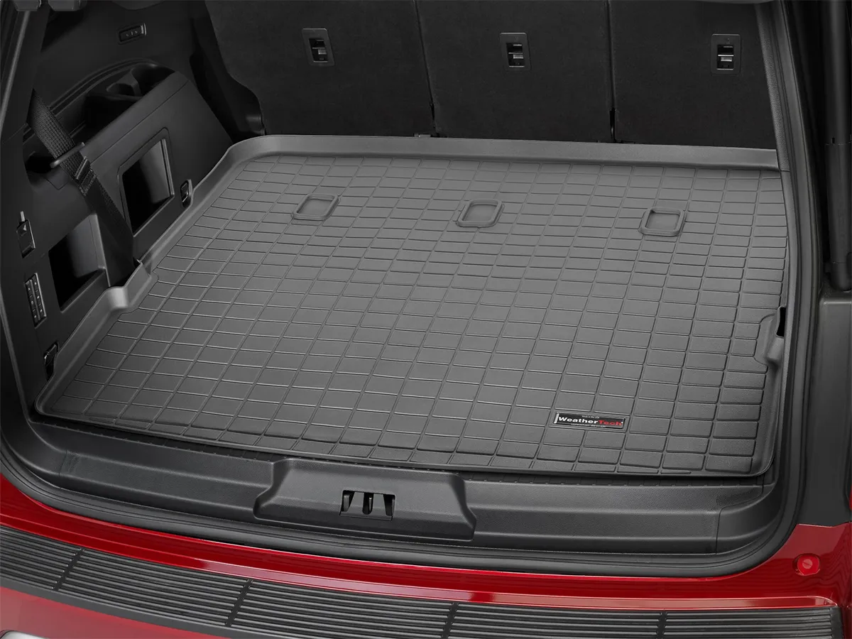 2018 + Lincoln Navigator Cargo Liners Black product image