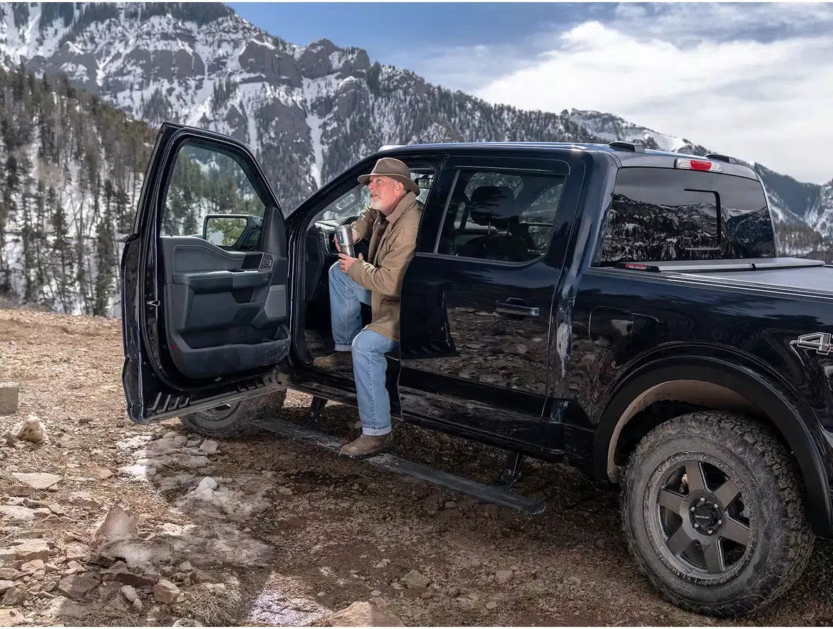 0216 F250/F350/F450/0203 Excursion(Supercab Req Cutting) Powerstep W/Light Kit product image