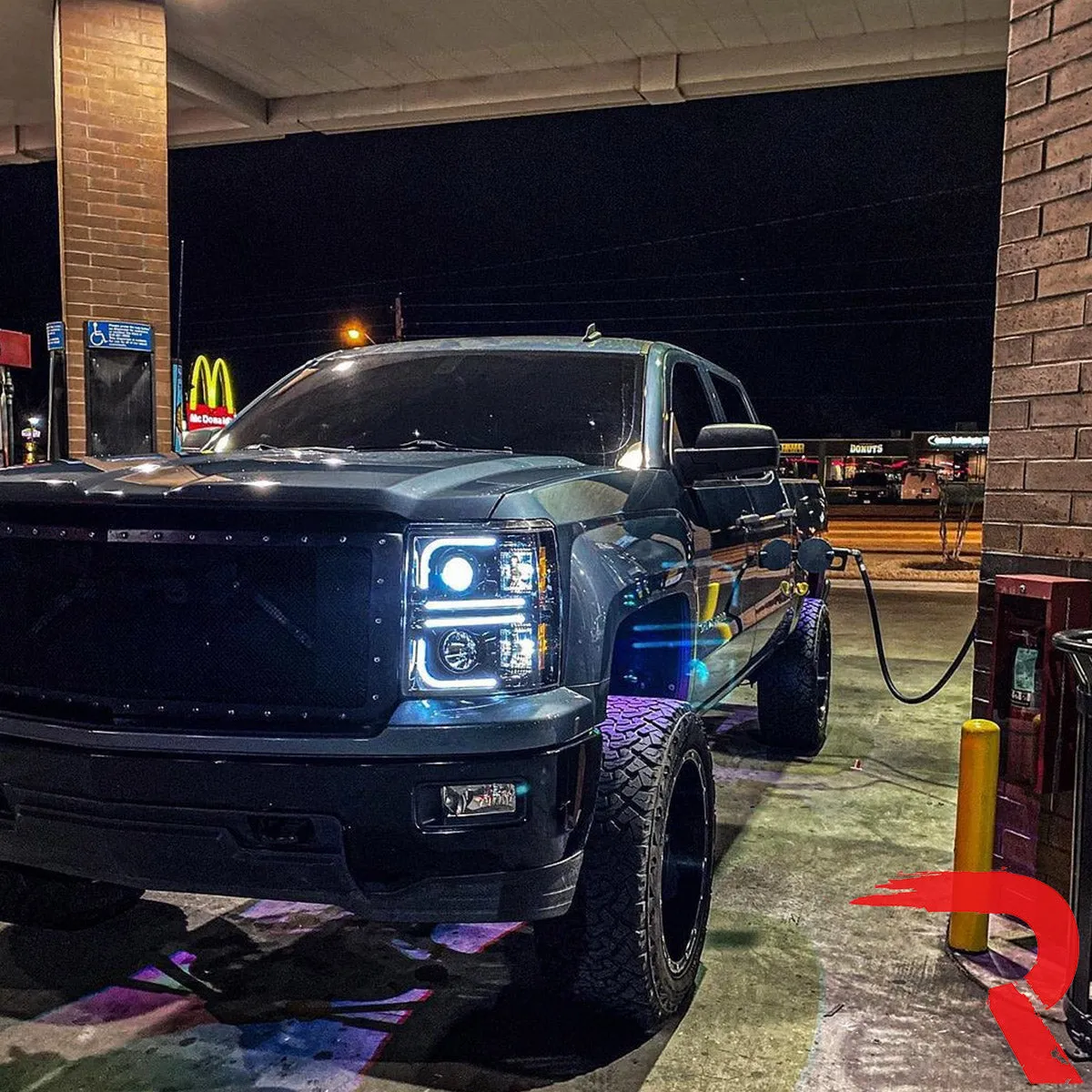 Chevrolet Silverado 25003500 Heavy Duty 14-19 3rd Gen Projector Headlights w Ultra High Power Smooth Oled Halos And product image