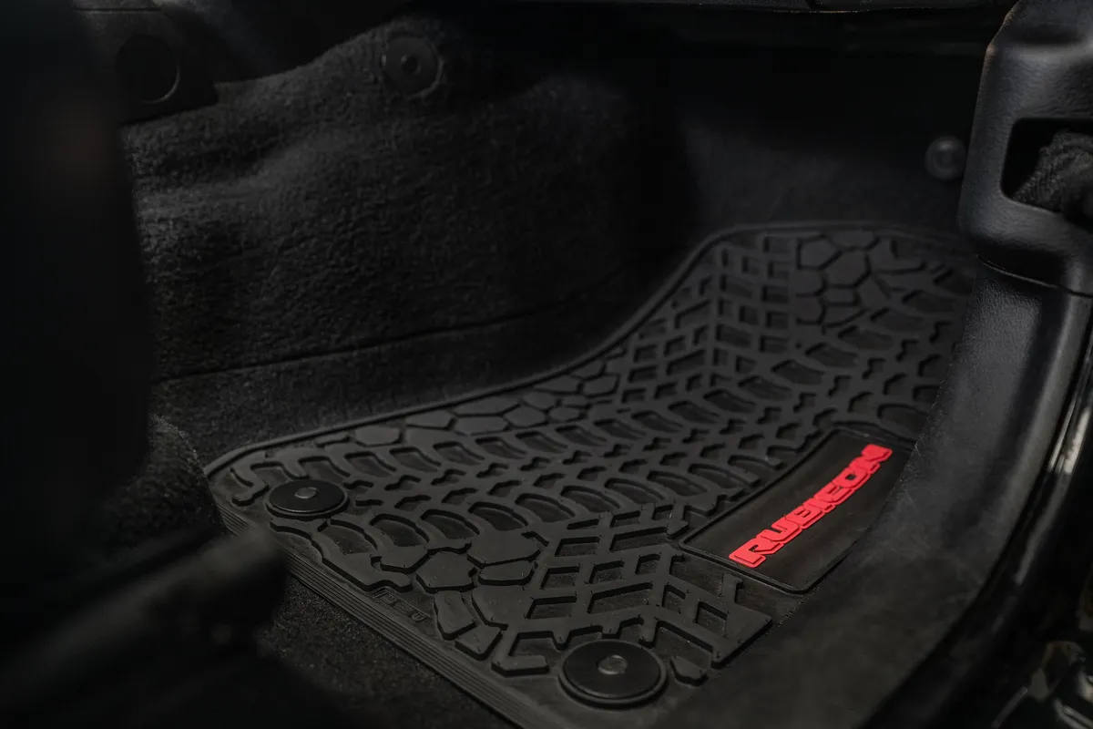 21-24 Jeep 4xe Front and RearTire Tread/Scorched Earth Scene w/ Rubicon Insert - Black w/ Red Insert product image