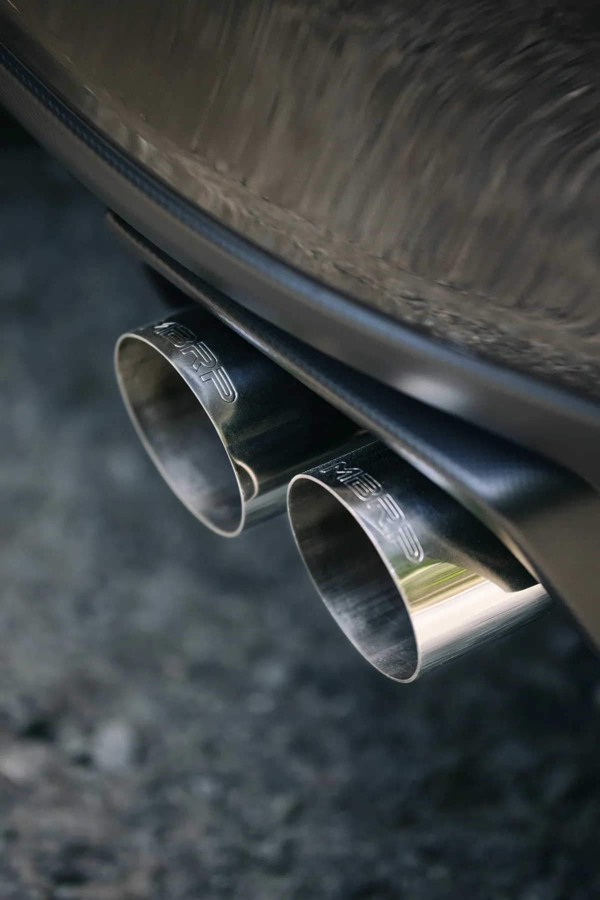 Armor Pro Cat Back Exhaust System; 3 in.; Quad Split Rear Exit; T304 Stainless Steel; Incl. 3.5 in. OD Dual Out Carbon Fiber Tips; product image