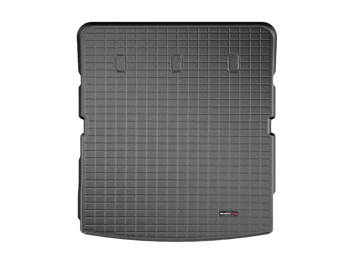 2018 + Lincoln Navigator L Cargo Liners Black product image
