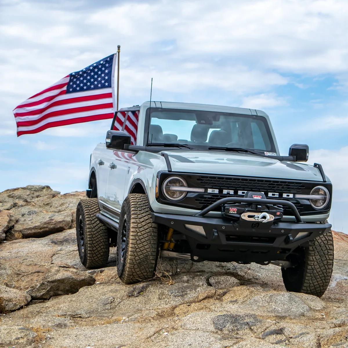 21c Bronco (Excludes Raptor) HD Tailgate Flag Mount product image