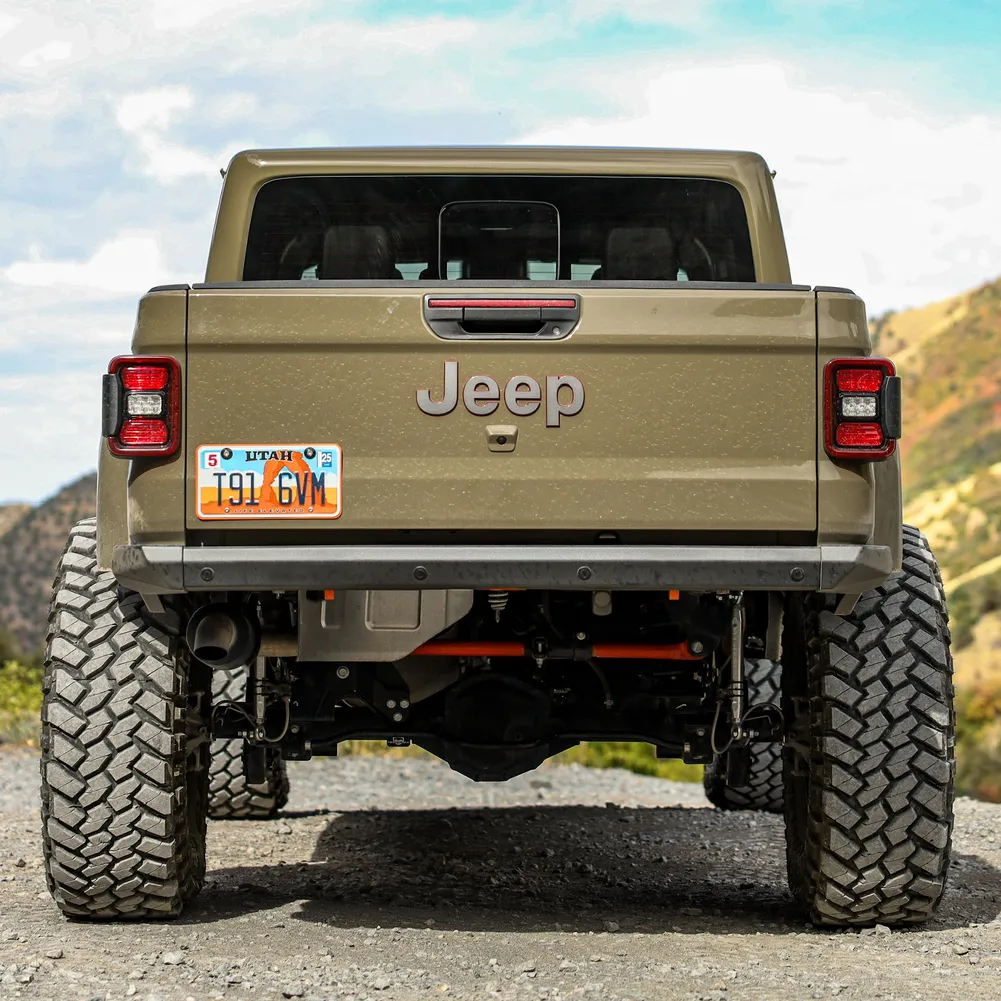 20c Gladiator Legacy Rear High Clearance Bumper Kit Raw product image