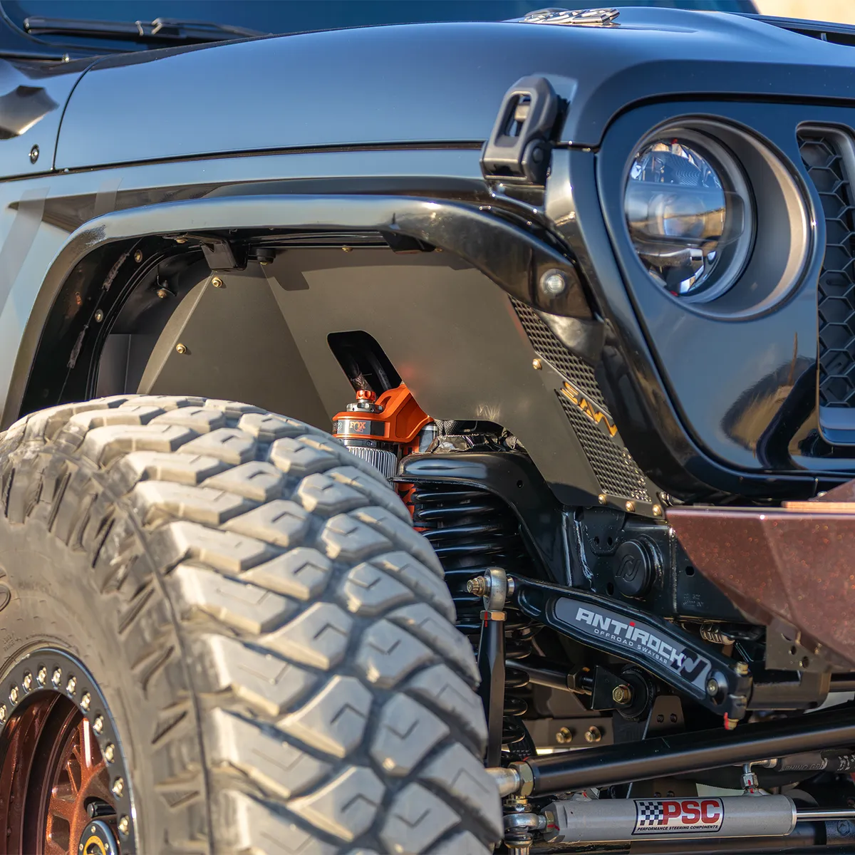 18c Wrangler/20c Gladiator Front Inner Fender Liner Raw product image